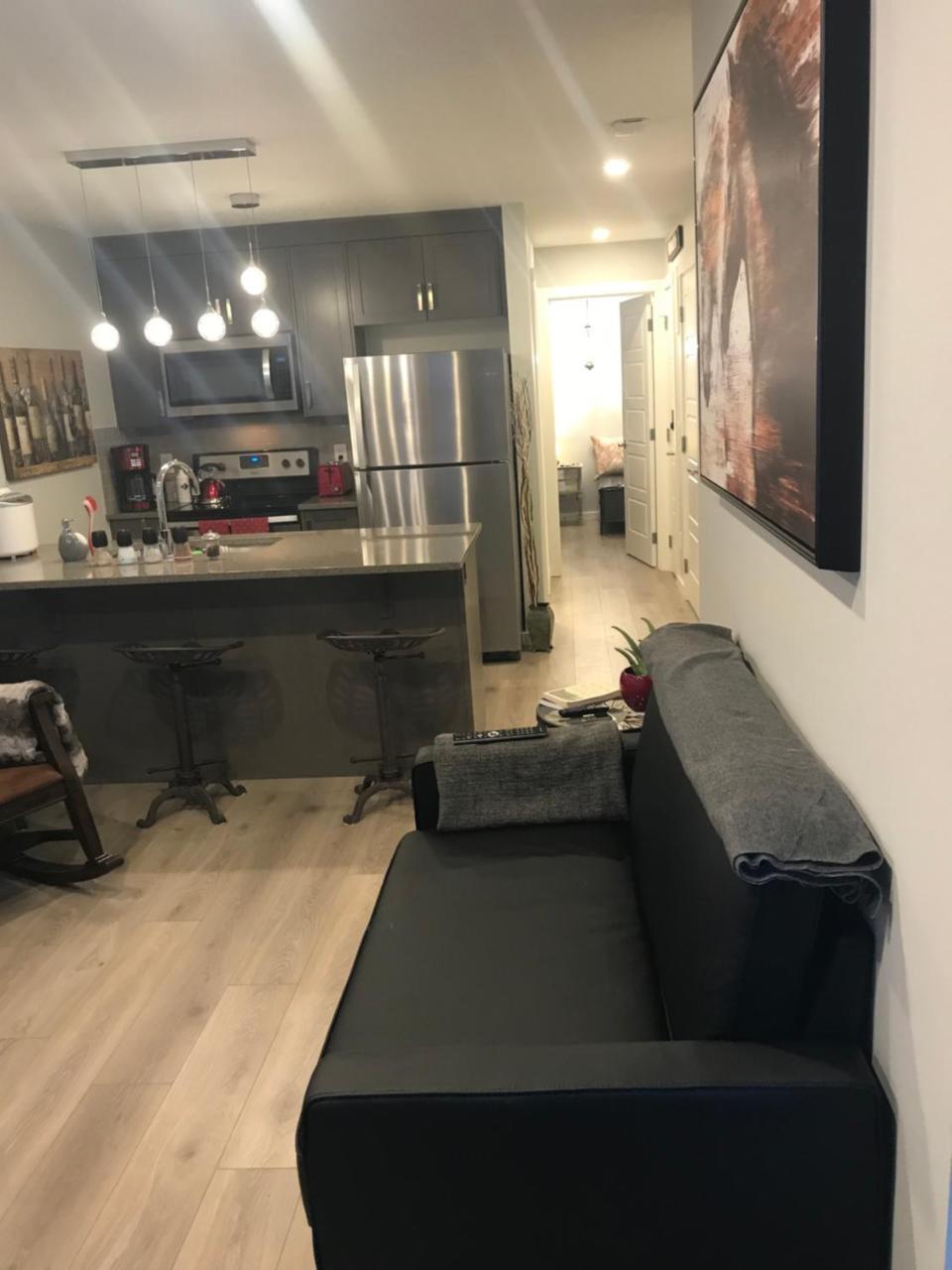Home Sweet Condo YYC Eksteriør billede